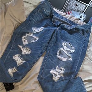 American Eagle Tomgirl Jeans
